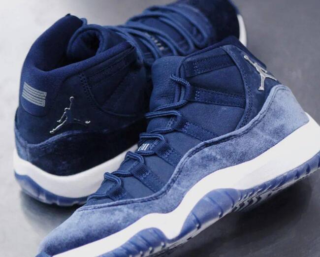 Cheap Retro Air Jordan 11 Navy Gray Men’s aesthetic appeals