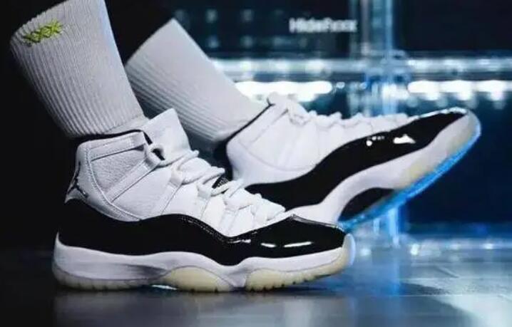 AJ basketball footwear Air Jordan 11